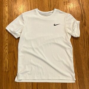 Nike mens dry fit training top white. Large